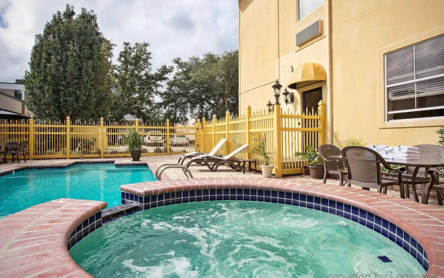 Spark by Hilton Lafayette South