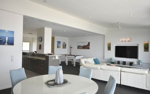 The Dunes Cotton Tree