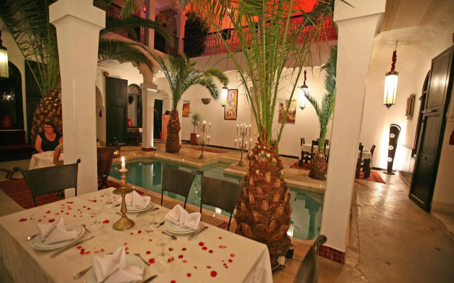 Riad Fabiola et Spa By La Siredrah