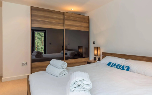 Quay Holidays - Canford Cliffs