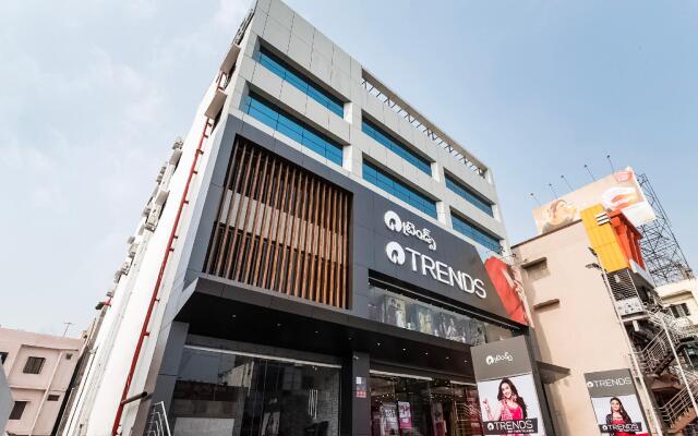 Capital O 49955 Hotel Green Tree