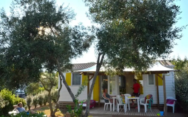 Mobile Home in Bessan With Terrace