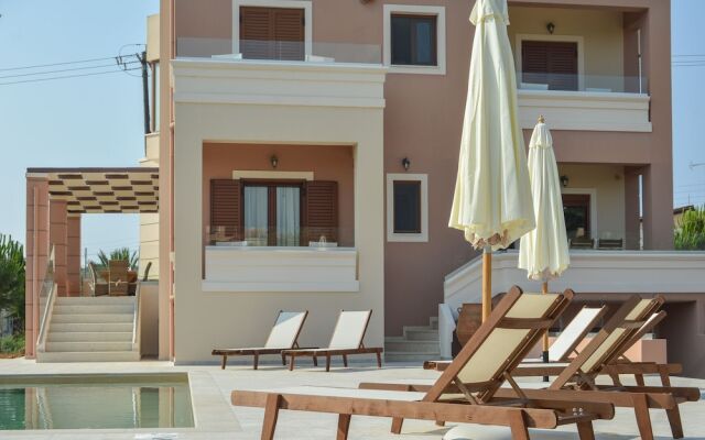 Private Pool Luxurious Villa with Parking & BBQ