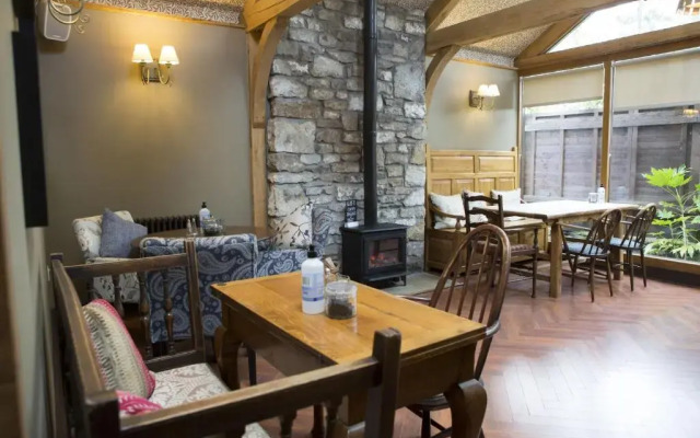 The Wheatsheaf Inn