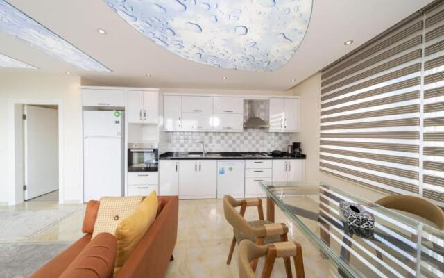 Spacious Apartment with Sea View in Alanya