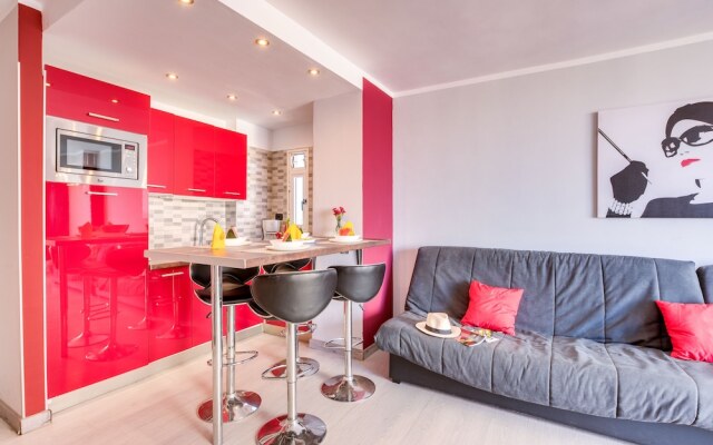 Y5G. Modern and Super Central Apartment in Playa Las Américas