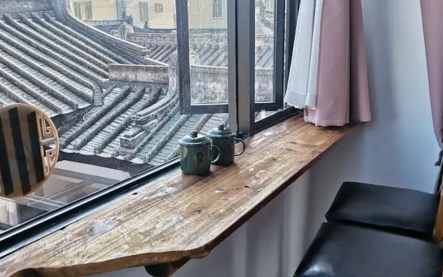 Serenity Courtyard Hotel