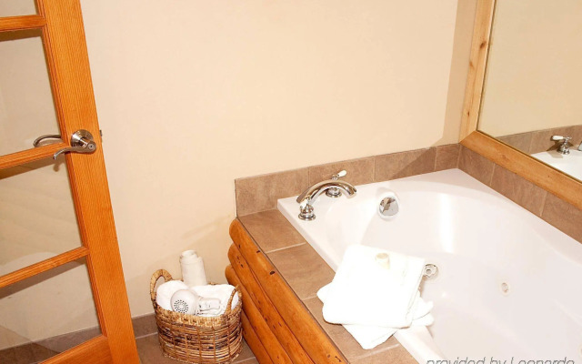 The Lodge at Riverside