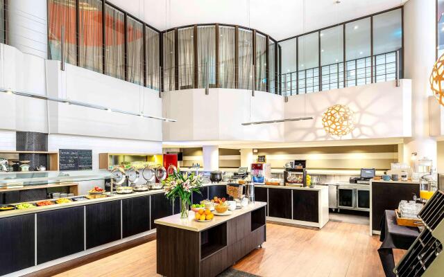 ibis Melbourne Hotel and Apartments