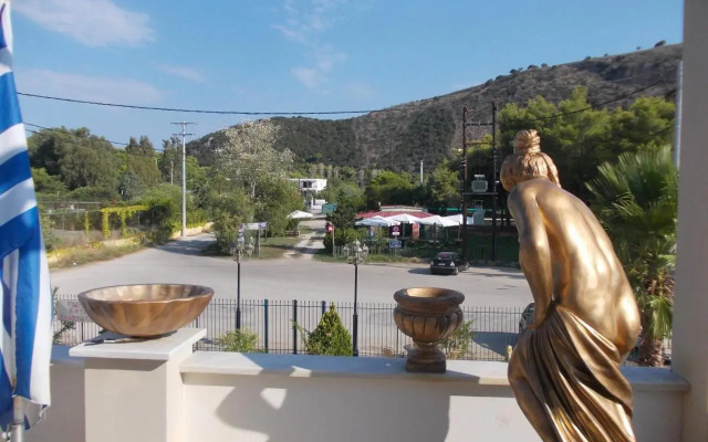 Kalogria Beach Hotel