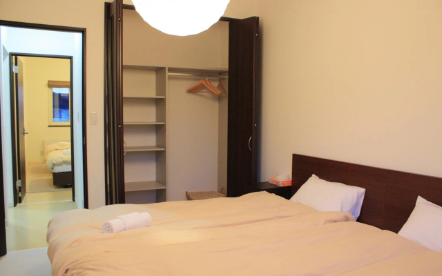 Tsuru Apartments – Guest Rooms – Furano
