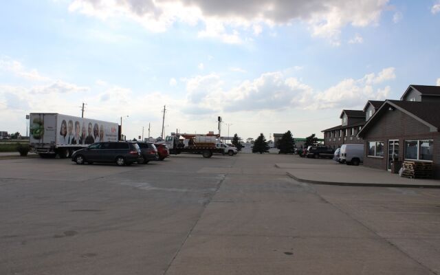 Super 8 by Wyndham Missouri Valley