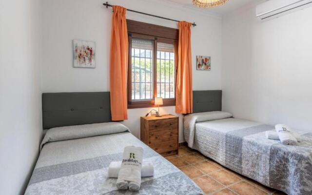 Casa Los Marjales El Gastor by Ruralidays