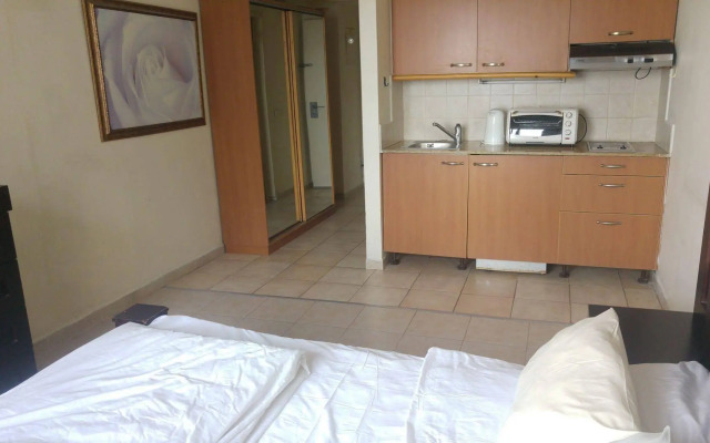 Marom Hof Hacarmel Apartments