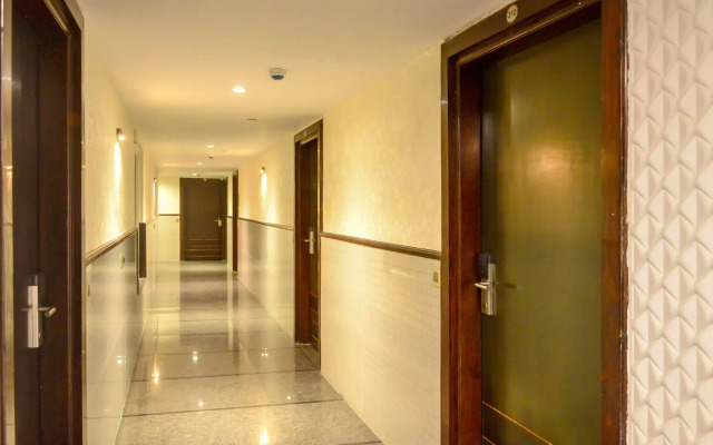 OYO 7130 Hotel Broadway