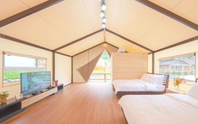 Chuncheon Buzz Glamping Pension