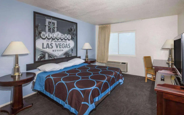 Super 8 - Las Vegas Strip Area