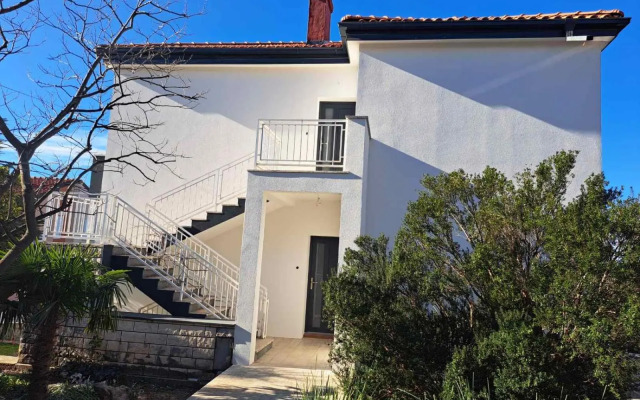 Sea view Nona Apartment