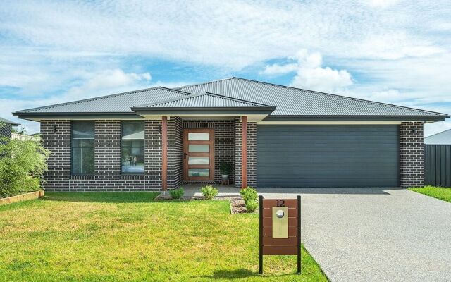 Campanile House by Your Innkeeper Mudgee