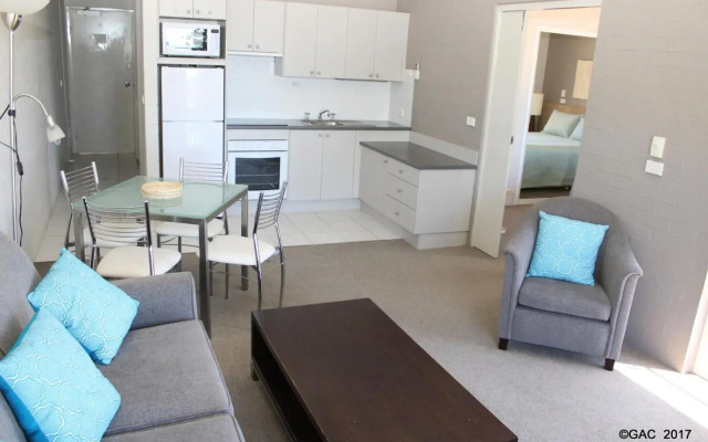 Mollymook Cove Apartments