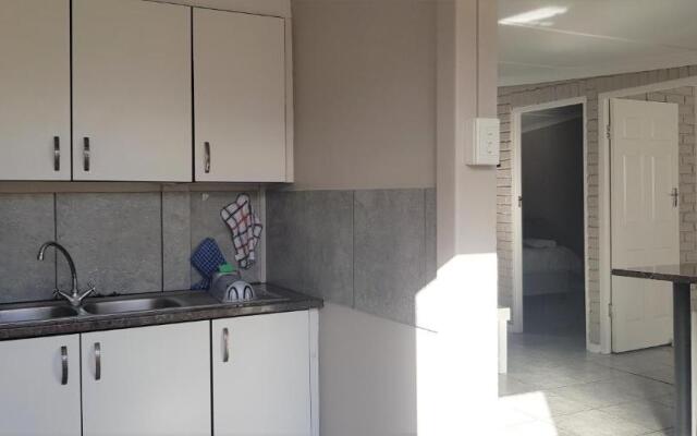 Kelzane Self-Catering