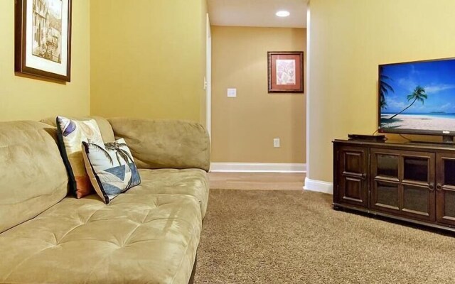 Ocean Blue 403 Apartment 5