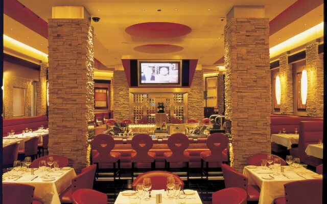 Santa Fe Station Hotel & Casino