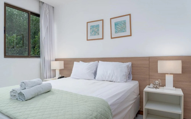 Apartamento Belo em Condom nio com Piscina