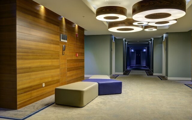 La Local Suites & Spa