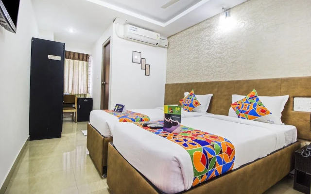 FabHotel 4 Seasons Silk Board