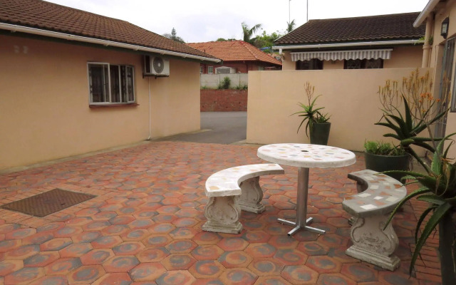 JoThams Guest House
