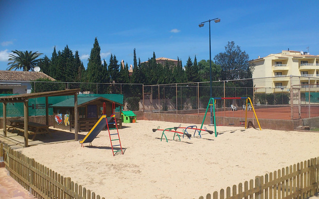 Club Simo Aparthotel