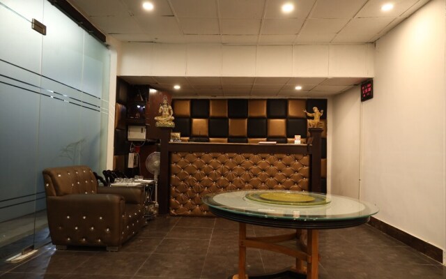 Arch Farmhouse Inn NH 8