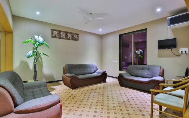 OYO 23180 Patel Ni Motel