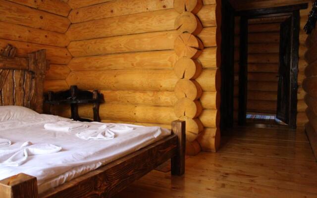 Hotel Berloga-Sinevir