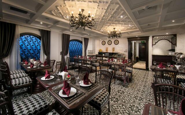 Canary Hanoi Hotel