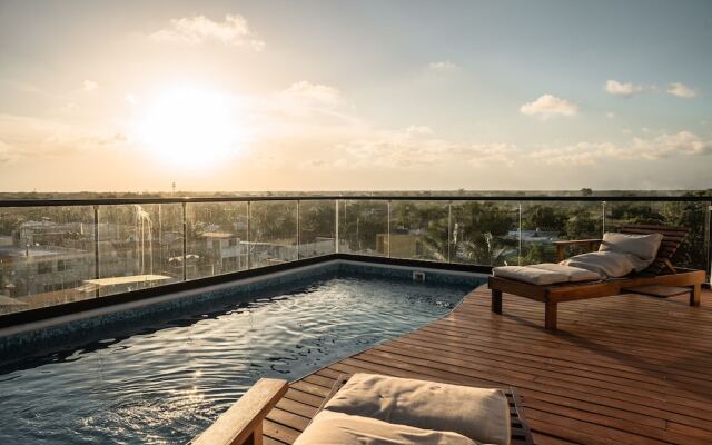 Casa Luz Downtown Apartments