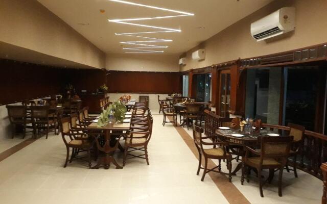 Alleppey Prince Hotel
