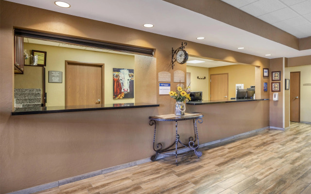 Best Western North Edge Inn