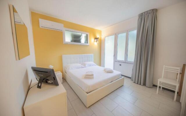 Appartamento 23 Pax in Villa Francesca Sicily sul mare