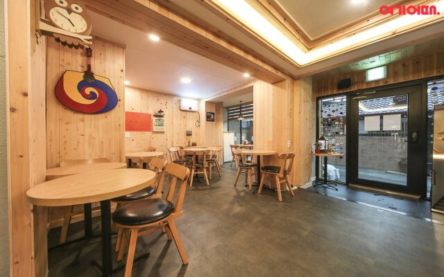 Insadong R Guesthouse