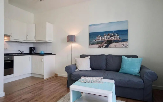 Jasmund-04-Ferienwohnung-bis-6-Personen-Wohng-4