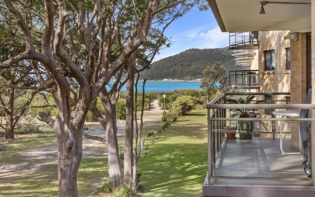 Shoreline, Unit 15,1 Intrepid Close