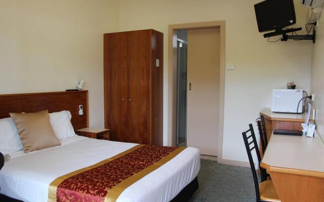 Pioneer Way Motel