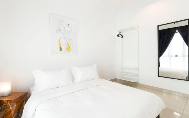 Elegant 3BR Condo for 5 With Outdoor Pool