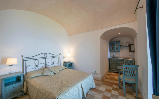 Villa il Frantoio and Lilmar