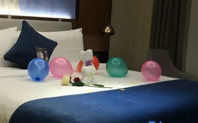Yunfei Hotel
