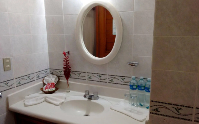 Banana Palms Hotel