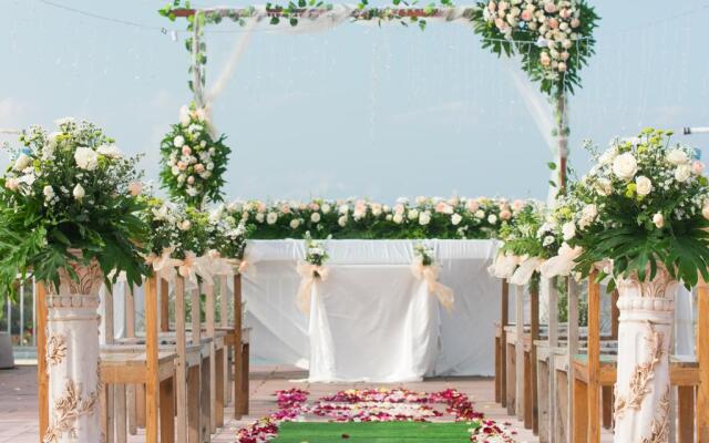 Paras Paros Marina Lodge