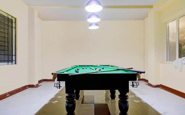 OYO Flagship 80593 Rk Club House